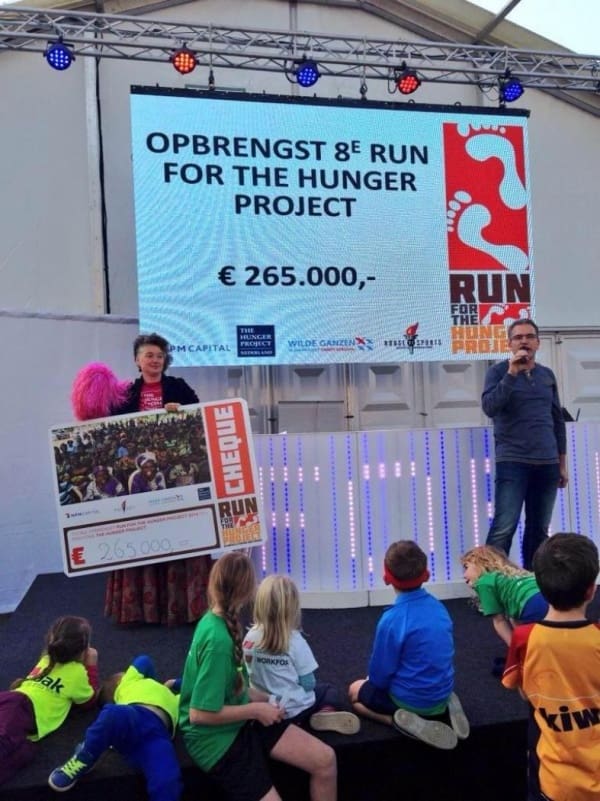 Article image of: Bedrijven halen 265.000 euro op voor The Hunger Project