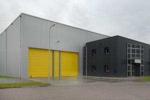 Article image of: Bijl & de Jong, 30 jaar slangen en koppelingen met een missie.