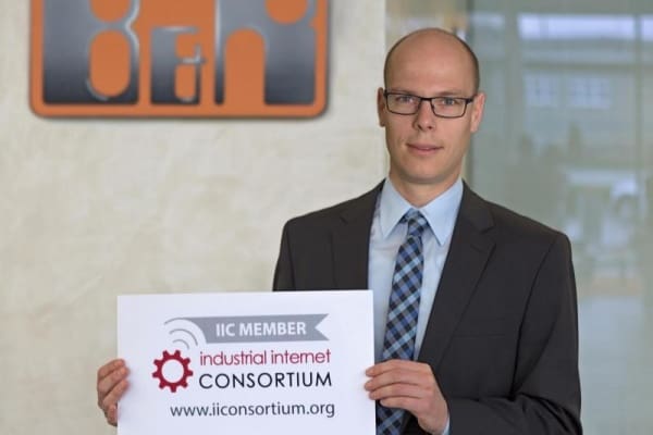 Article image of: B&R Industriële Automatisering voegt zich bij het IIC