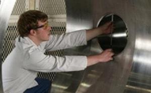 Article image of: Zijn er richtlijnen voor het inspecteren van breekplaten?