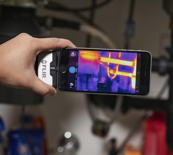 Article image of: Derde generatie Flir one-warmtebeeldcamera’s