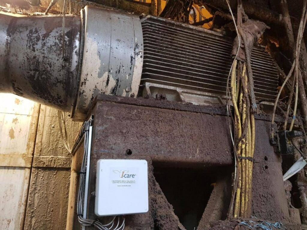 Article image of: Vibration sensors and junction boxes installation in a paper