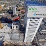 Article image of: Holmatro hydraulics for lifting shed Erasmus Medical Centre Rotterdam