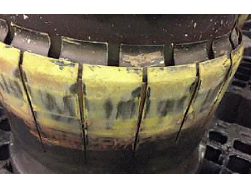 Rotor- of schoepenpakket met een doorlopende band van geelgroene Chroom-6 aanslag